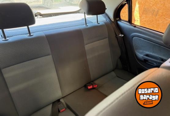 Autos - Volkswagen GOL TREND 5 PUERTAS 2012 GNC 150000Km - En Venta