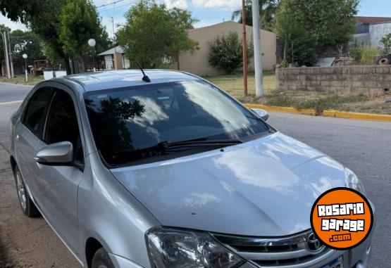 Autos - Toyota Etios 1.5 xls 2017 Nafta 160000Km - En Venta