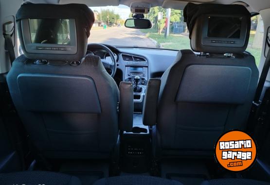 Autos - Peugeot 5008 7 PLAZAS ALLURE PLUS 2012 Nafta 84890Km - En Venta