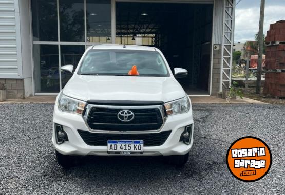 Camionetas - Toyota Hilux 2019 Diesel 128000Km - En Venta