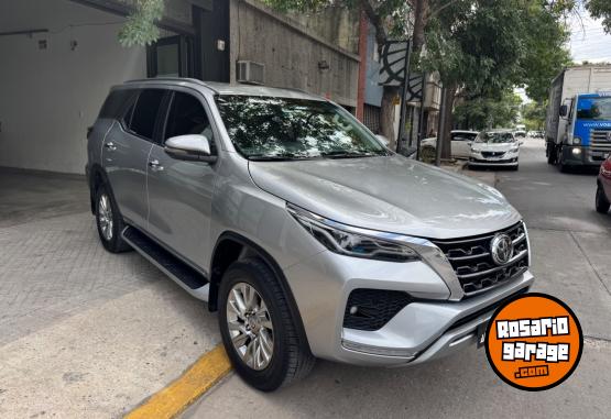 Camionetas - Toyota Sw4 srx at6  7 asientos 2023 Diesel 101000Km - En Venta