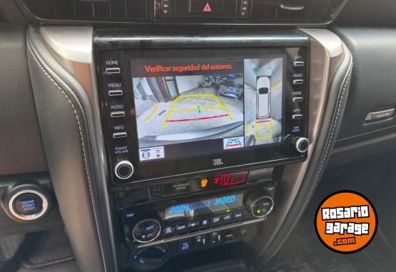 Camionetas - Toyota Sw4 srx at6  7 asientos 2023 Diesel 101000Km - En Venta