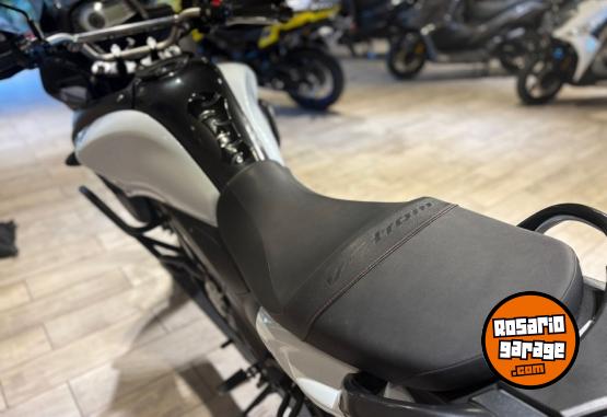 Motos - Suzuki DL650 2015 Nafta 32000Km - En Venta