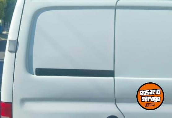 Utilitarios - Peugeot PARTNER FURGON 1,6 2022 Diesel 55300Km - En Venta