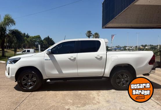 Camionetas - Toyota Hilux 4x2 SRV 2.8 TDI AT 2021 Diesel 85000Km - En Venta