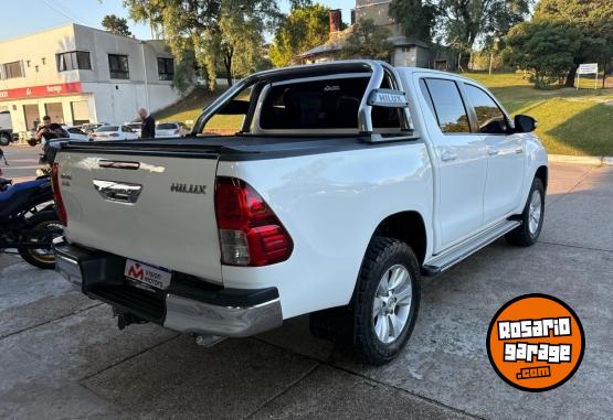 Camionetas - Toyota Hilux 4x2 SRV 2.8 TDI AT 2021 Diesel 85000Km - En Venta