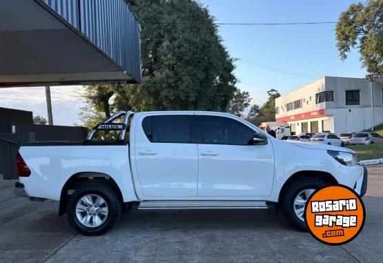 Camionetas - Toyota Hilux 4x2 SRV 2.8 TDI AT 2021 Diesel 85000Km - En Venta
