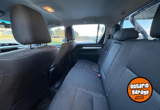 Camionetas - Toyota Hilux 4x2 SRV 2.8 TDI AT 2021 Diesel 85000Km - En Venta