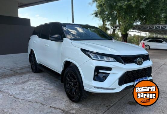 Autos - Toyota SW4 4X4 GR-S 2.8 TDI AT. 2022 Nafta 95000Km - En Venta