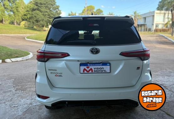 Autos - Toyota SW4 4X4 GR-S 2.8 TDI AT. 2022 Nafta 95000Km - En Venta