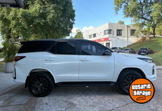 Autos - Toyota SW4 4X4 GR-S 2.8 TDI AT. 2022 Nafta 95000Km - En Venta