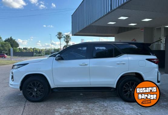 Autos - Toyota SW4 4X4 GR-S 2.8 TDI AT. 2022 Nafta 95000Km - En Venta