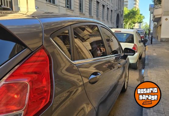 Autos - Ford Fiesta titanium 2013 Nafta 123350Km - En Venta