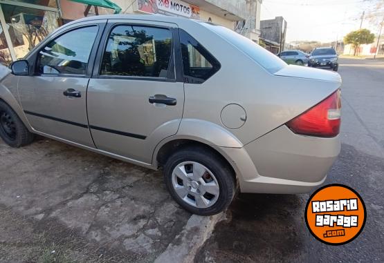 Autos - Ford Fiesta max 2009 Nafta 111111Km - En Venta