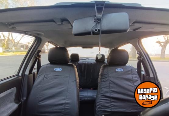 Autos - Ford Fiesta max 2009 Nafta 111111Km - En Venta