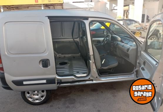 Utilitarios - Renault Kangoo 2 expres� 1.6 conf 2011 Nafta 79000Km - En Venta