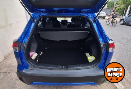 Autos - Toyota COROLLA CROSS XEI 1.8 HEV 2022 Electrico / Hibrido 82626Km - En Venta