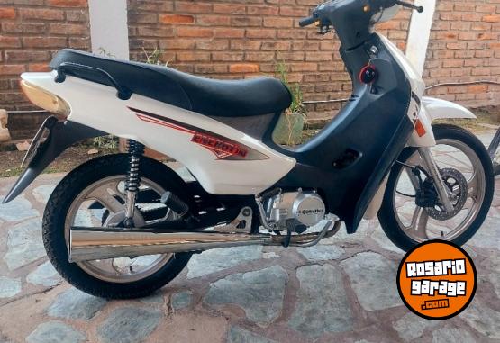 Motos - Corven 110 2019 Nafta 10000Km - En Venta
