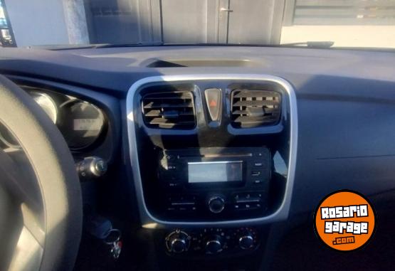 Autos - Renault Authentique 2017 Nafta 120000Km - En Venta