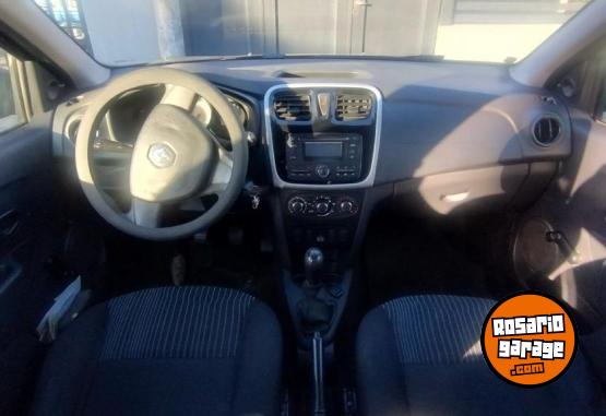 Autos - Renault Authentique 2017 Nafta 120000Km - En Venta