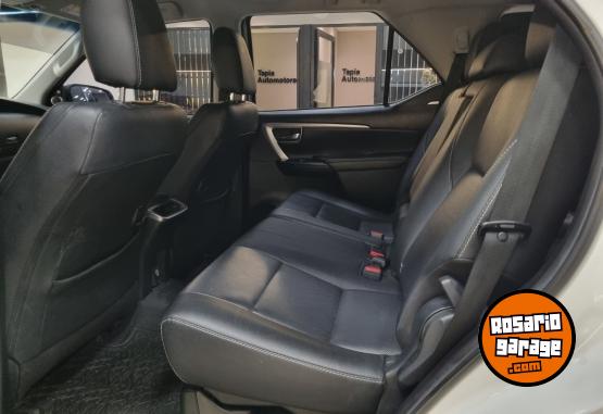 Camionetas - Toyota SW4 SRX 2.8L 4X4 AT 2022 2022 Diesel 84000Km - En Venta