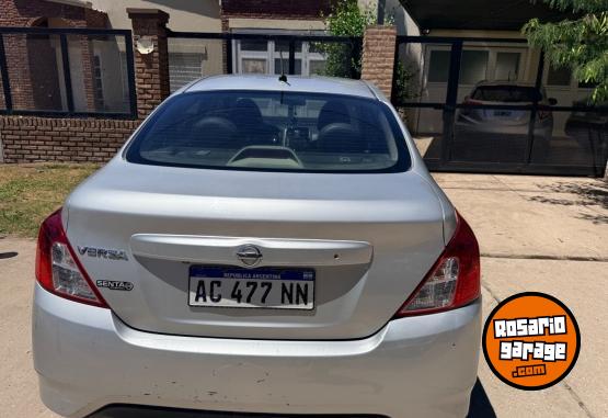 Autos - Nissan Versa 2018 Nafta 166000Km - En Venta