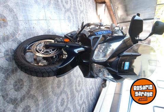 Motos - Suzuki DL 1000 2012 Nafta 30000Km - En Venta