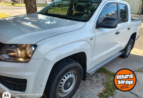 Camionetas - Volkswagen Amarok trendline 2017 Diesel 123000Km - En Venta