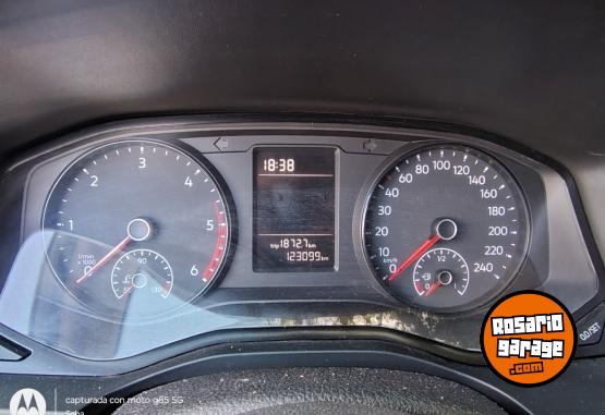 Camionetas - Volkswagen Amarok trendline 2017 Diesel 123000Km - En Venta