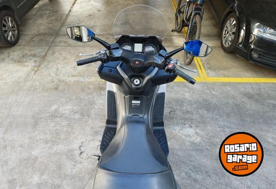 Motos - Kymco x town 250 2022 Nafta 16000Km - En Venta