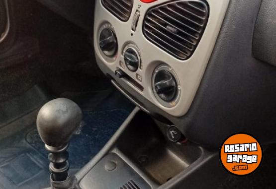 Autos - Fiat Siena 2006 Nafta 280000Km - En Venta