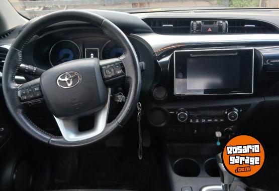 Camionetas - Toyota Hilux 2018 Diesel 180000Km - En Venta