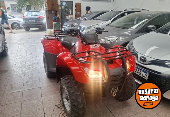 Cuatris y UTVs - Honda 420 2010  1554Km - En Venta