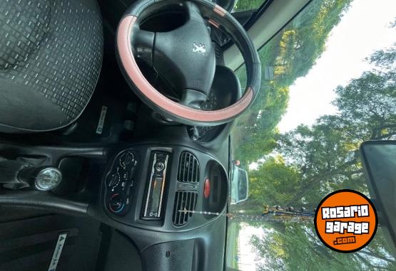 Autos - Peugeot 206 2008 Nafta 147000Km - En Venta