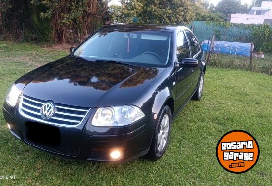 Autos - Volkswagen BORA 2.0 TRENDLINE 2012 Nafta 123456Km - En Venta