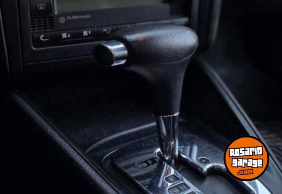 Autos - Volkswagen BORA 2.0 TRENDLINE 2012 Nafta 123456Km - En Venta