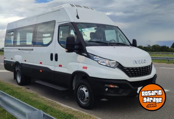 Utilitarios - Iveco Daily 50 17 Minibus 2022 Diesel 1200Km - En Venta