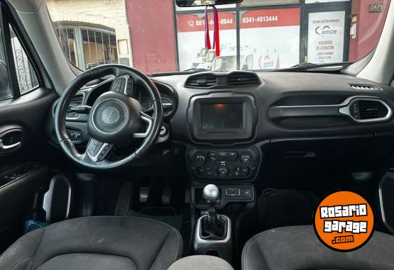 Camionetas - Jeep Renegear 2020 Nafta 111000Km - En Venta
