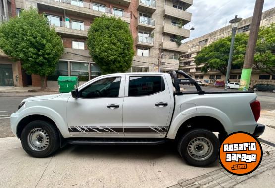Camionetas - Nissan Frontier 4x2 AT 2024 Diesel 49000Km - En Venta