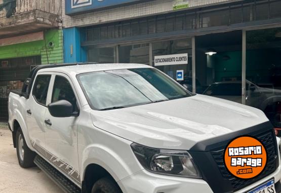 Camionetas - Nissan Frontier 4x2 AT 2024 Diesel 49000Km - En Venta