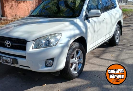 Camionetas - Toyota RAV 4 AUTOMATICA 4X2. 2012 Nafta 142000Km - En Venta