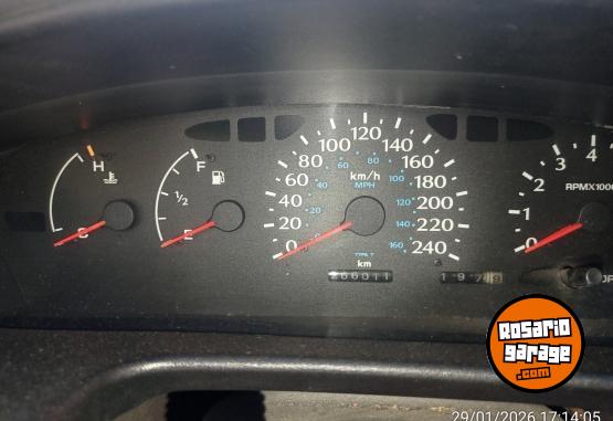 Autos - Chrysler Neón 1997 Nafta 266000Km - En Venta