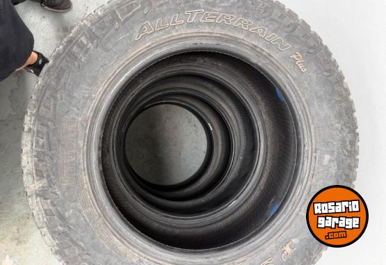 Accesorios para Autos - Cubiertas Pirelli All Terrain 265/60/18 - En Venta