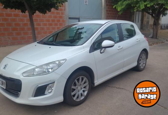 Autos - Peugeot 308 ACTIVE 2015 Nafta 180000Km - En Venta