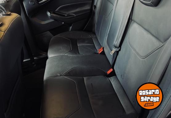 Autos - Ford Focus Titanium 2016 Nafta 115000Km - En Venta