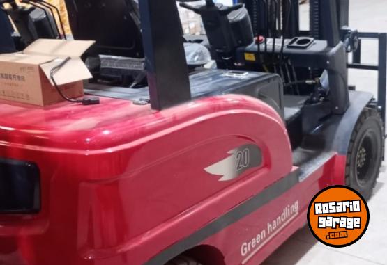 Camiones y Gr�as - Autoelevador el�ctrico de alto rendimiento ( zampi ) - En Venta