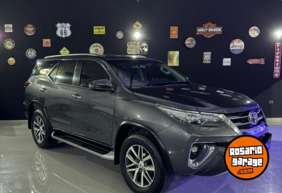 Camionetas - Toyota sw4 2019 Nafta 180000Km - En Venta