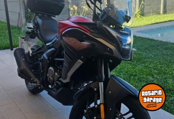 Motos - Voge 300 DS 2024 Nafta 9200Km - En Venta