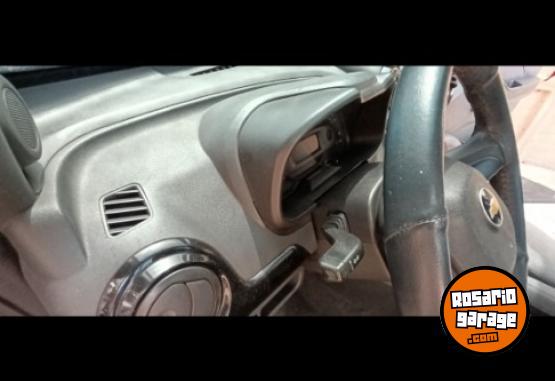 Camionetas - Chevrolet Montana 2011 GNC 1Km - En Venta