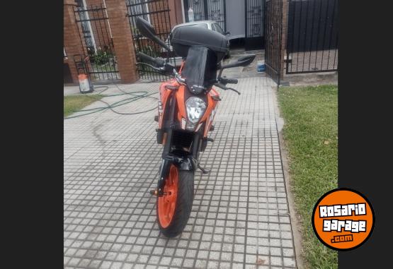 Motos - Ktm Duke 200 2023 Nafta 9500Km - En Venta